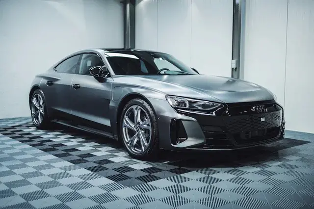 Detailing auto în Brașov cu curățare precisă și protecție durabilă pentru zi cu zi